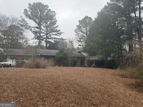 1614 Woodcrest DR Conyers GA 30012