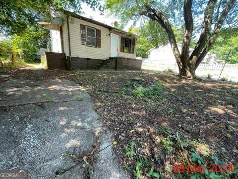 Photo of 264 SW Booker Street, Atlanta, GA 30315 (MLS # 10852528)