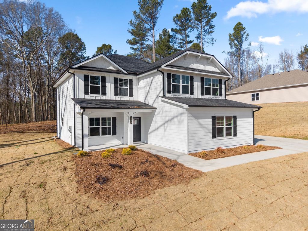 Photo of 606 Walnut Creek Parkway, Pendergrass, GA 30567 (MLS # 10699457)