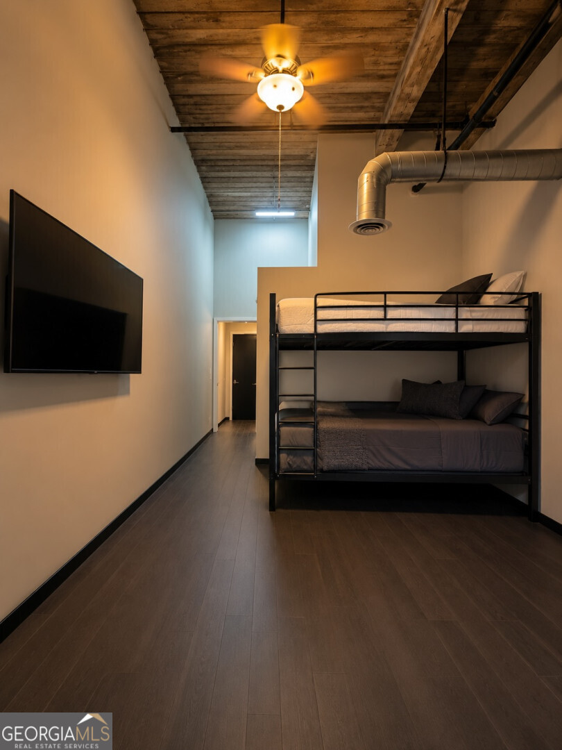 326 Nelson ST SW 301