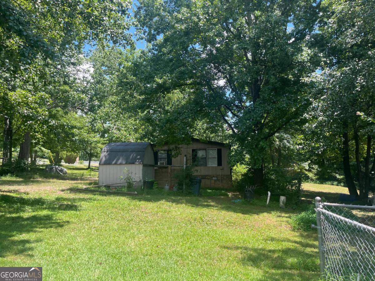 1775 Valley PL