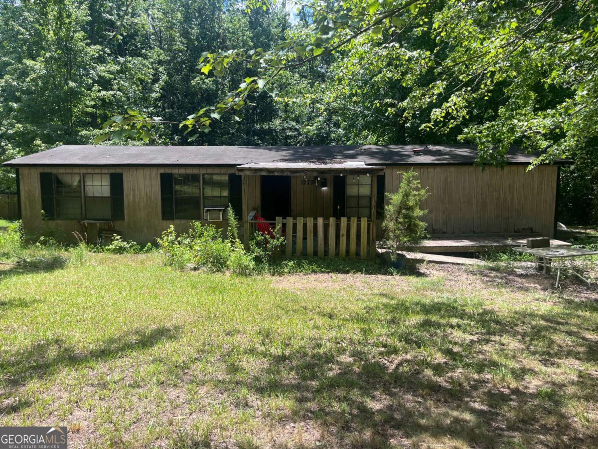 1775 Valley PL