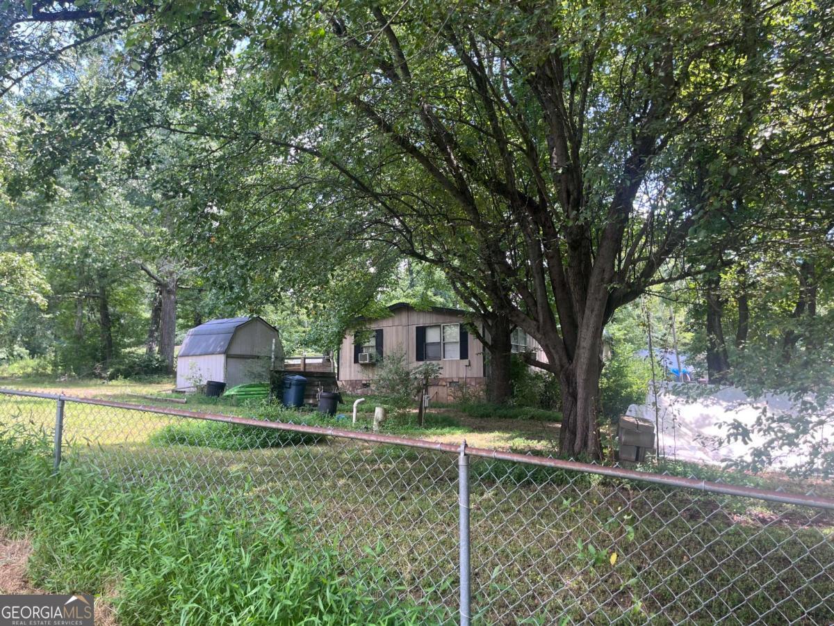1775 Valley PL