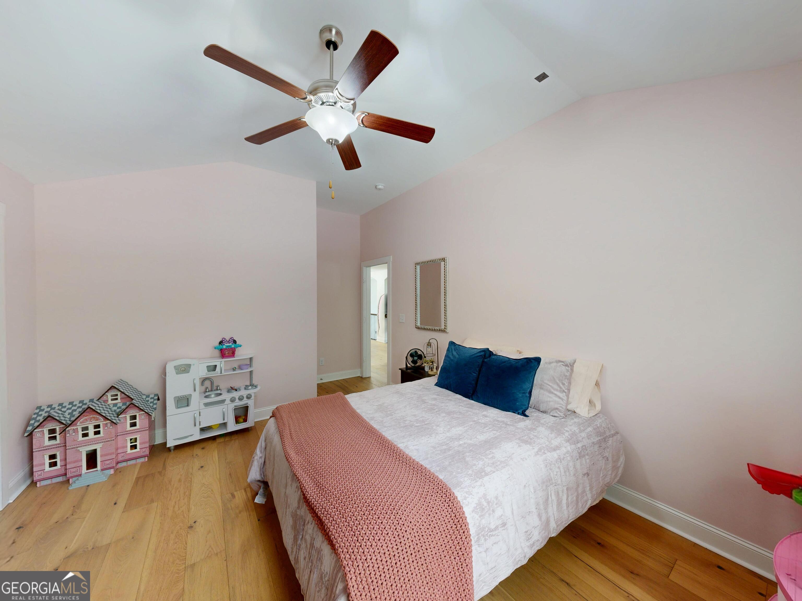 Senoia, Georgia 30276, United States, 5 Bedrooms Bedrooms, ,4 BathroomsBathrooms,Residential,Active,218858