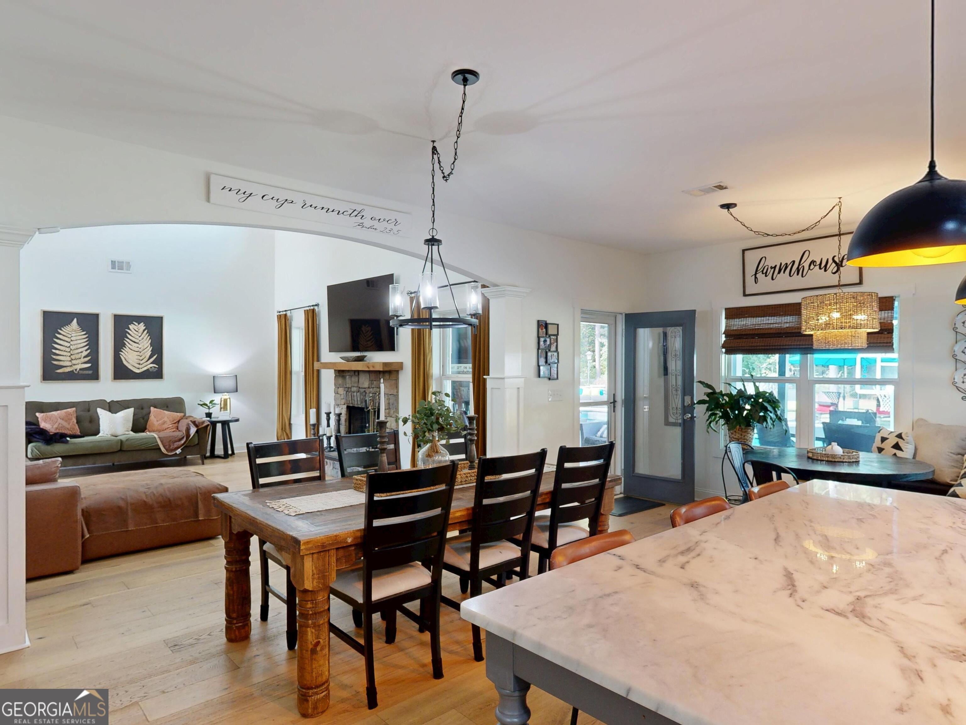 Senoia, Georgia 30276, United States, 5 Bedrooms Bedrooms, ,4 BathroomsBathrooms,Residential,Active,218858