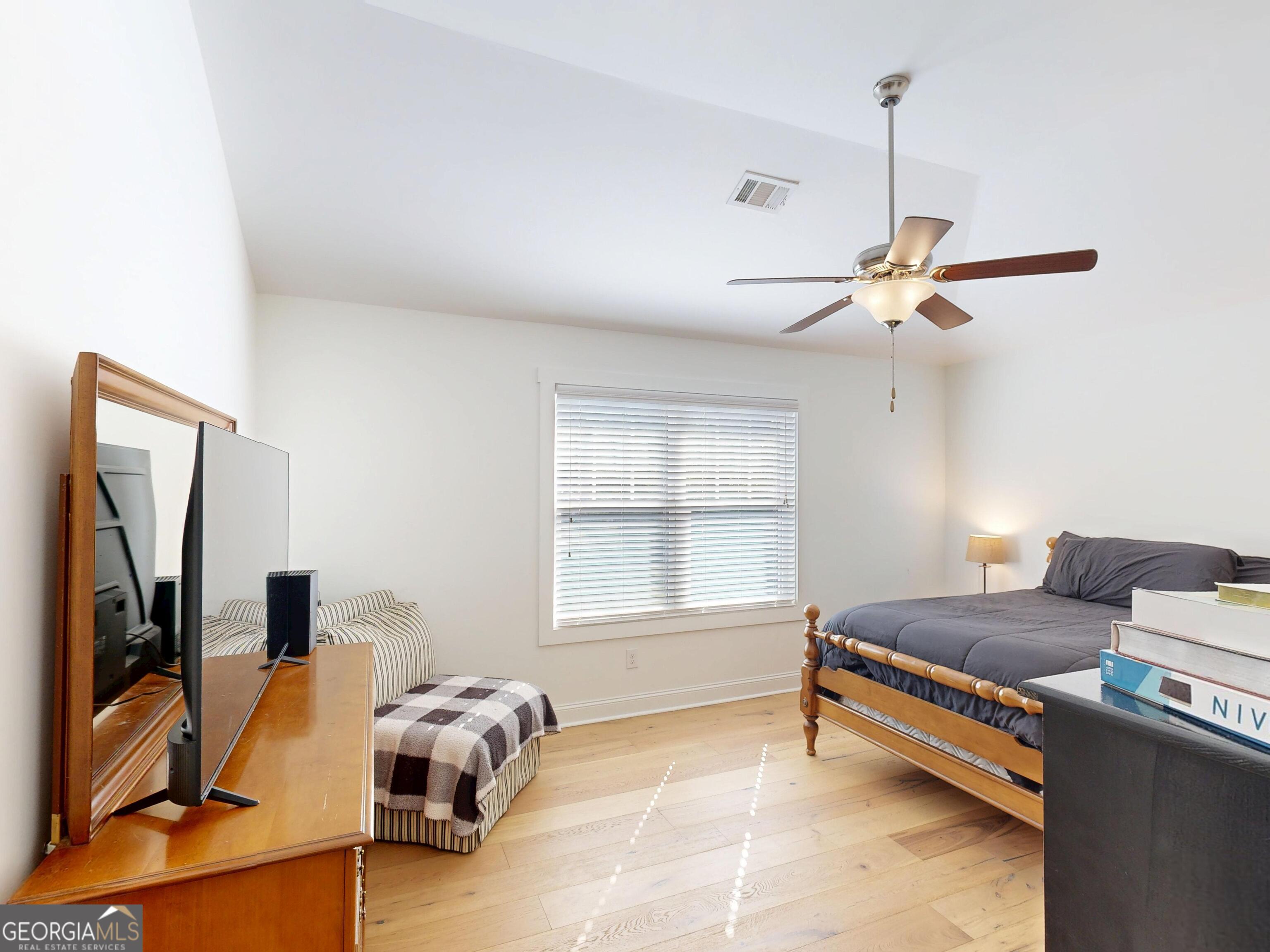 Senoia, Georgia 30276, United States, 5 Bedrooms Bedrooms, ,4 BathroomsBathrooms,Residential,Active,218858