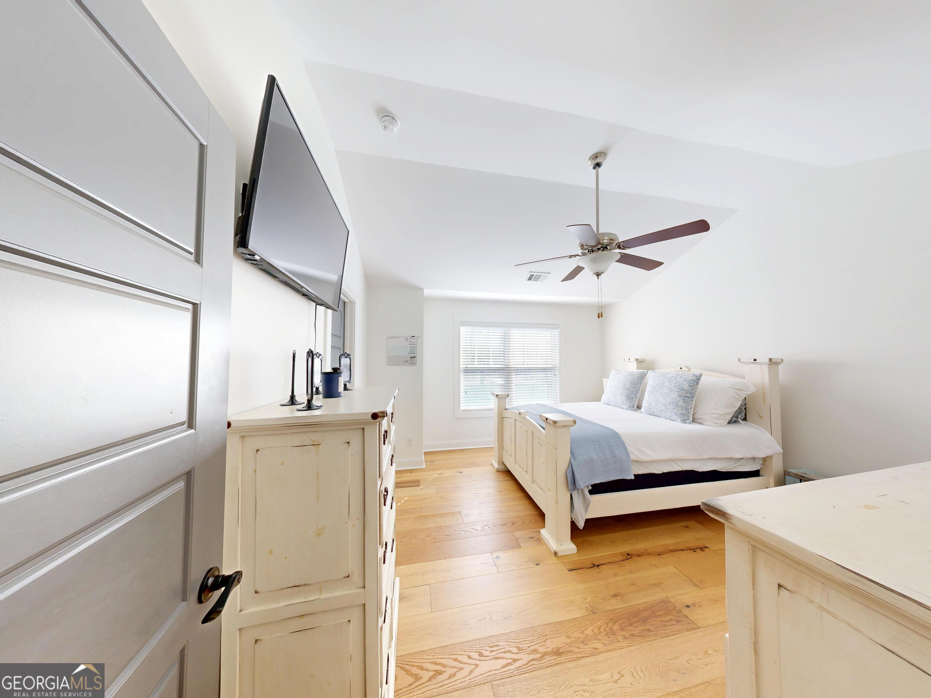 Senoia, Georgia 30276, United States, 5 Bedrooms Bedrooms, ,4 BathroomsBathrooms,Residential,Active,218858