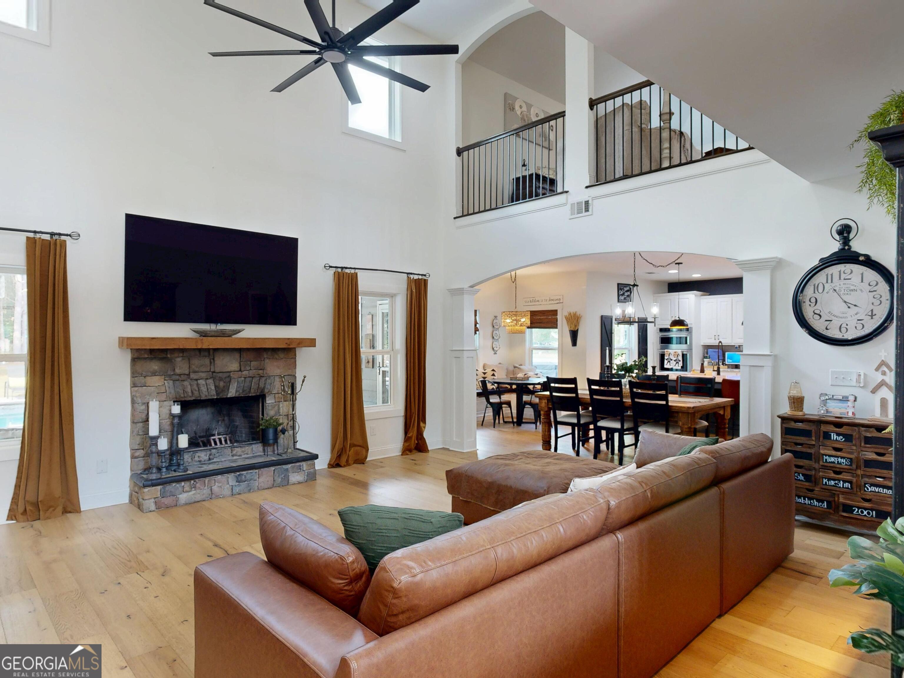 Senoia, Georgia 30276, United States, 5 Bedrooms Bedrooms, ,4 BathroomsBathrooms,Residential,Active,218858