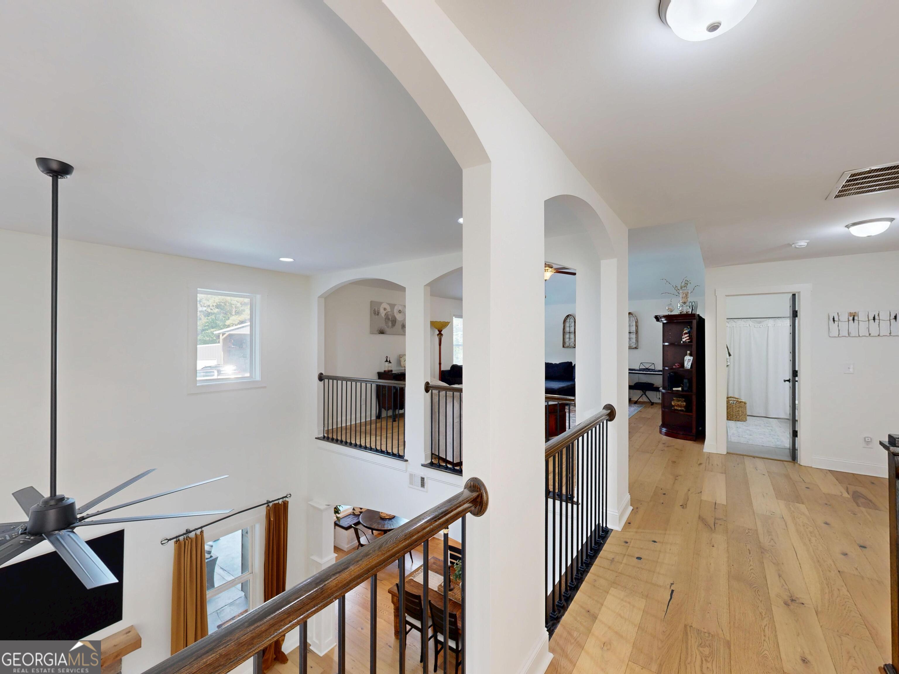 Senoia, Georgia 30276, United States, 5 Bedrooms Bedrooms, ,4 BathroomsBathrooms,Residential,Active,218858