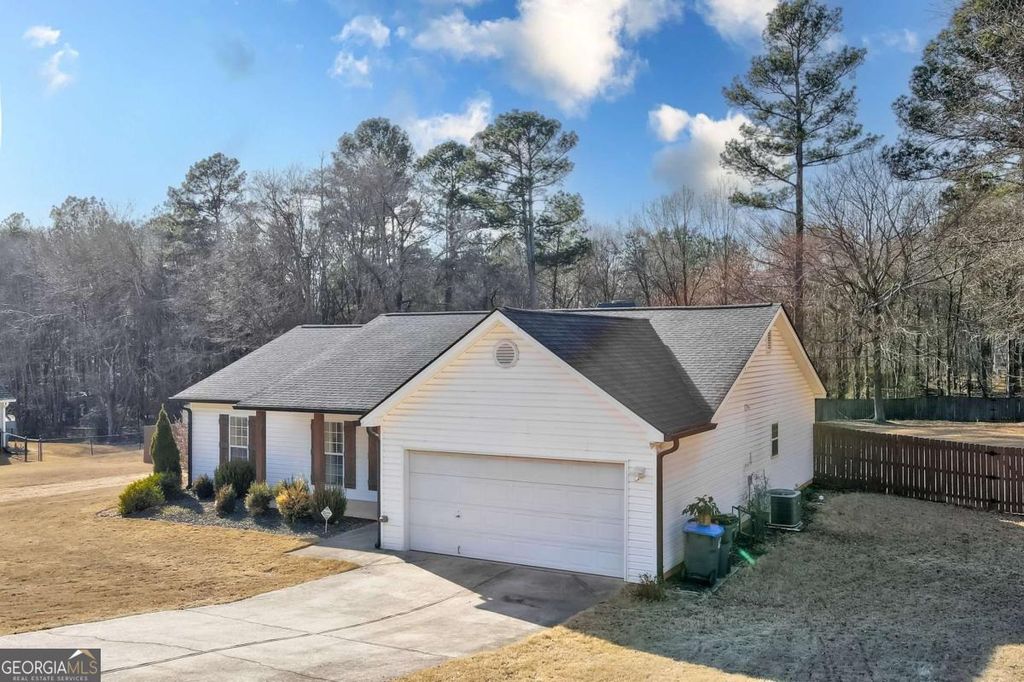 Photo of 139 Indian Springs Drive, Jefferson, GA 30549 (MLS # 10742934)