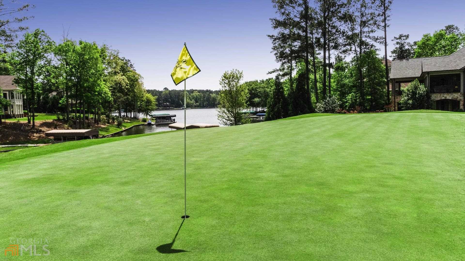 Harbor Club - Land