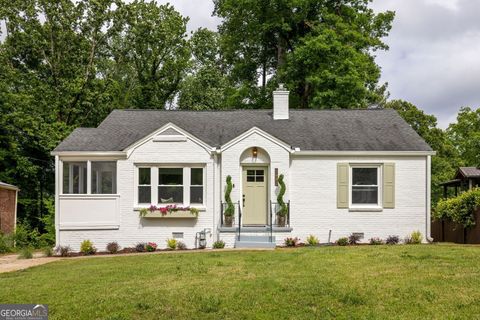 Photo of 1682 Fairway Hill Drive Drive SE, Atlanta, GA 30317 (MLS # 10760376)