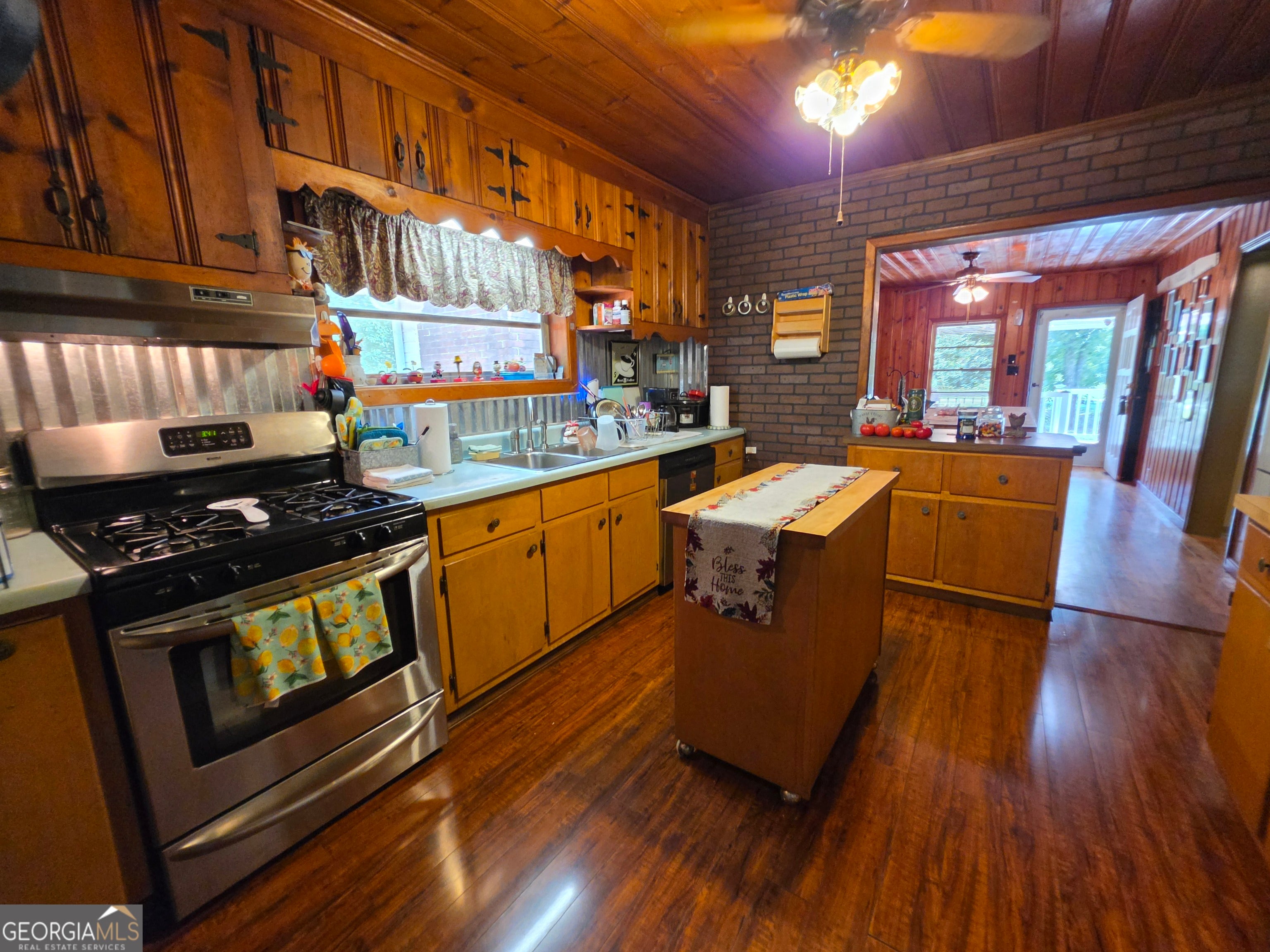 4620 Oak Grove CIR
