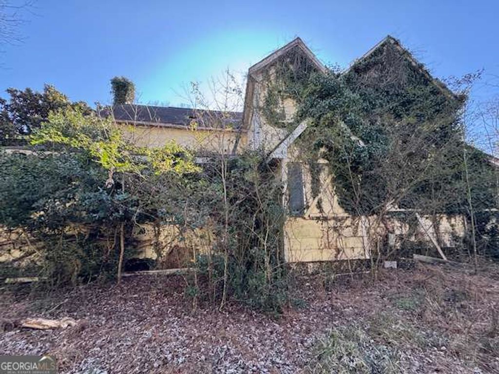 Photo of 2615 Woodward Road, Atlanta, GA 30349 (MLS # 10678415)