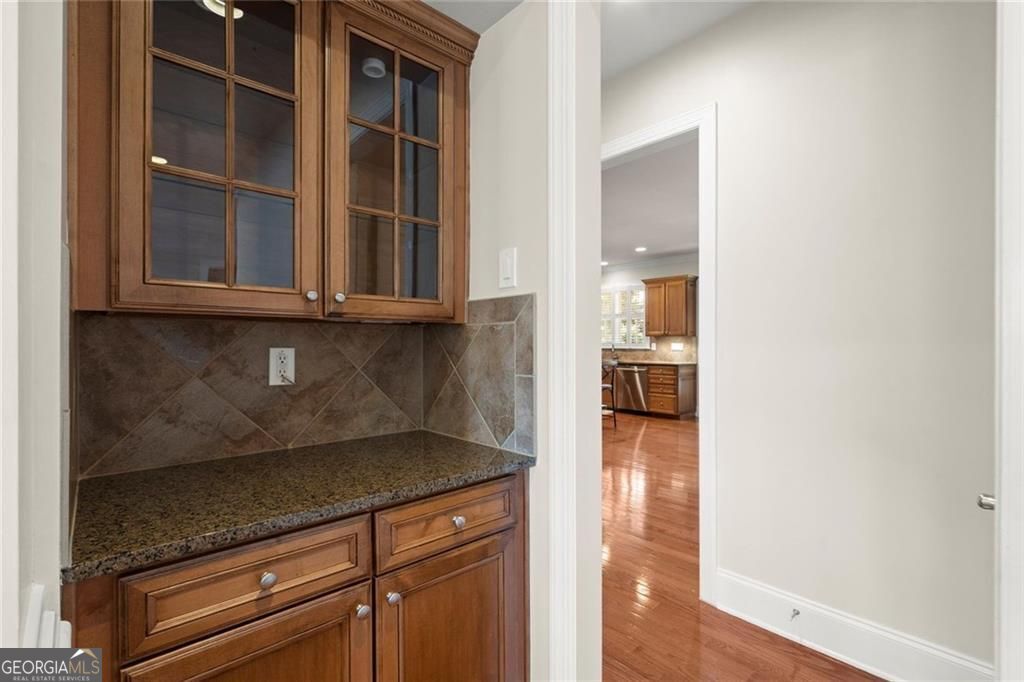 Alpharetta, Georgia 30022, United States, 7 Bedrooms Bedrooms, ,5 BathroomsBathrooms,Residential,Active,189513