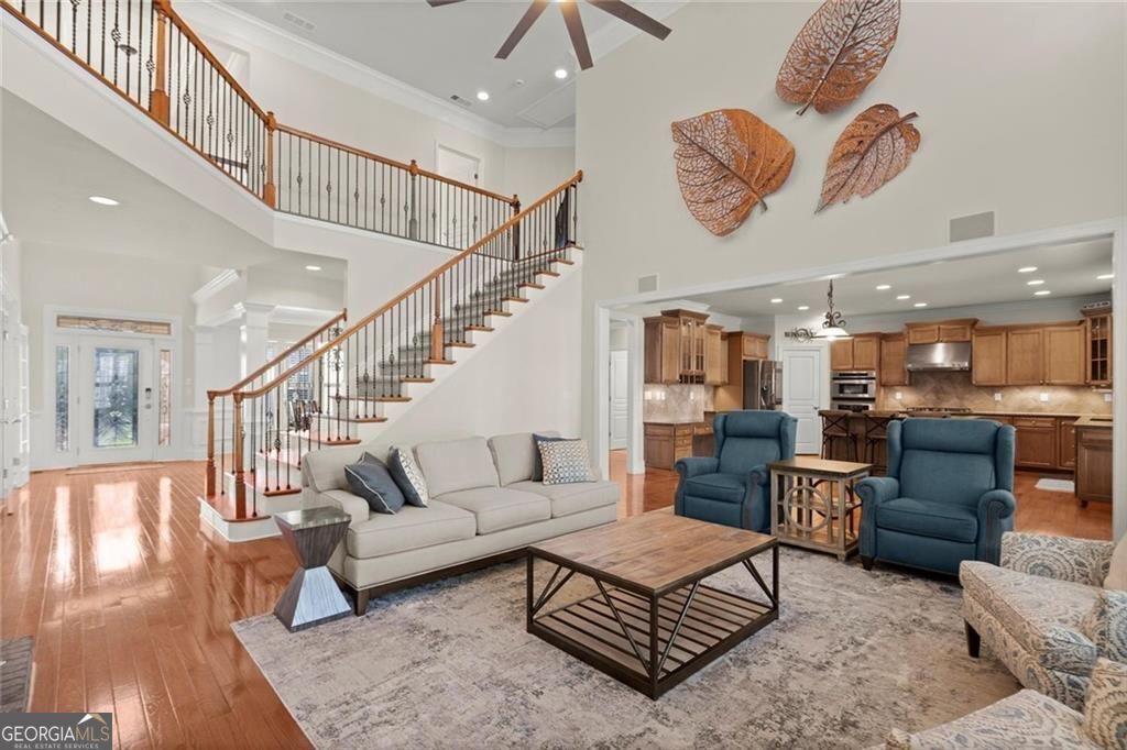 Alpharetta, Georgia 30022, United States, 7 Bedrooms Bedrooms, ,5 BathroomsBathrooms,Residential,Active,189513