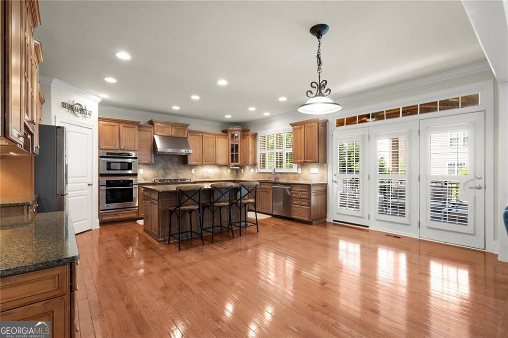 Alpharetta, Georgia 30022, United States, 7 Bedrooms Bedrooms, ,5 BathroomsBathrooms,Residential,Active,189513