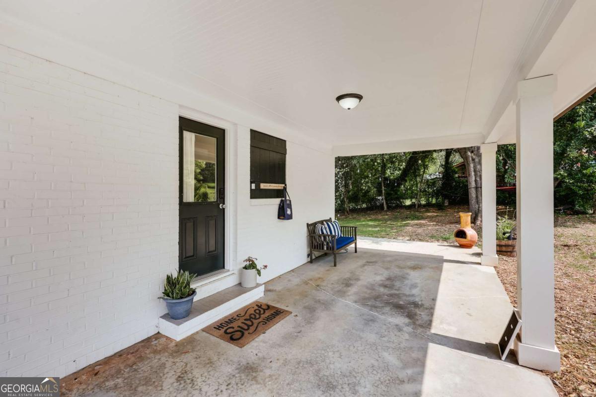 980 Oglethorpe AVE