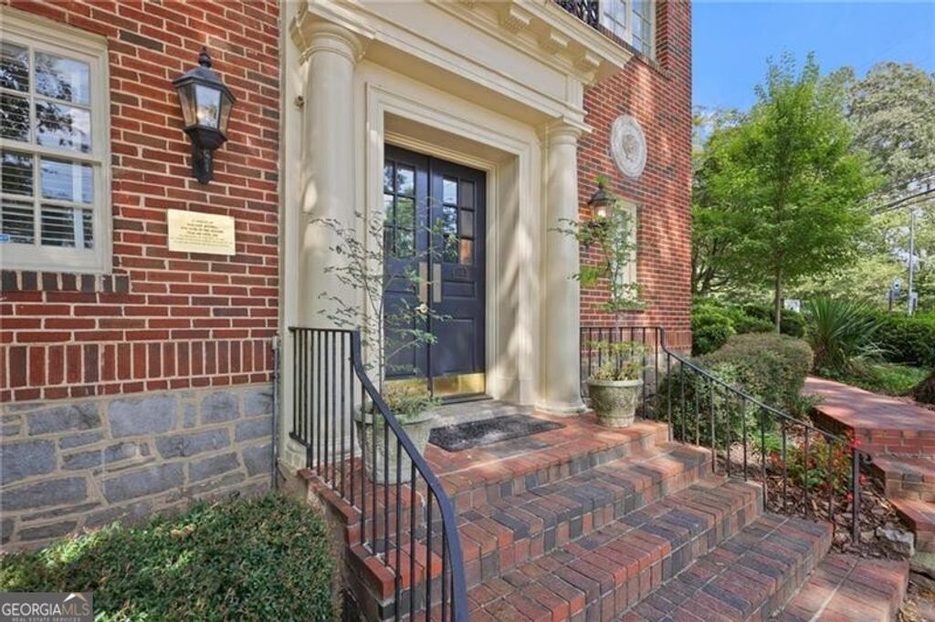 Photo of 1 S Prado NE #1, Atlanta, GA 30309 (MLS # 10683229)