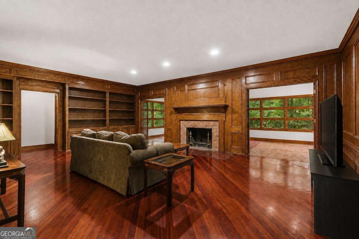 385 Hicks Farm RD NW