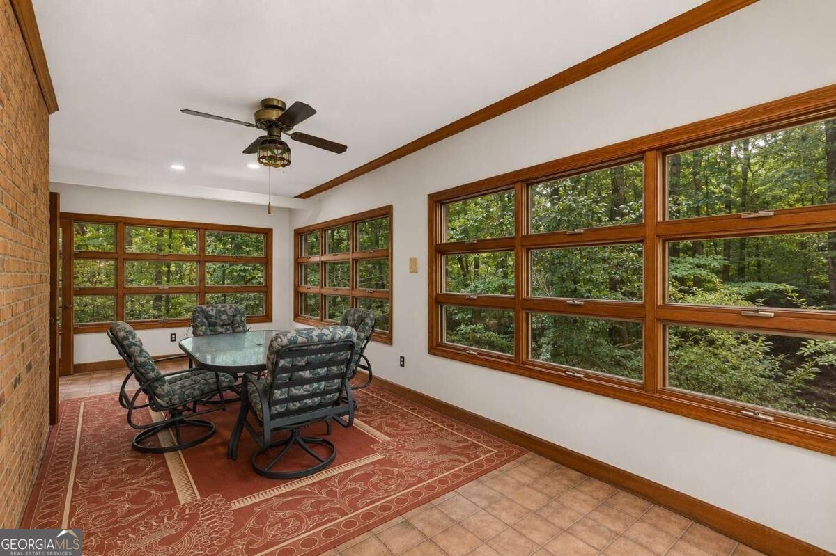 385 Hicks Farm RD NW