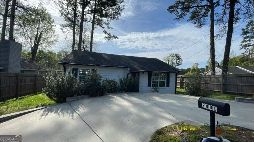 Photo of 2881 Waverly Cove, Buford, GA 30518 (MLS # 10740025)