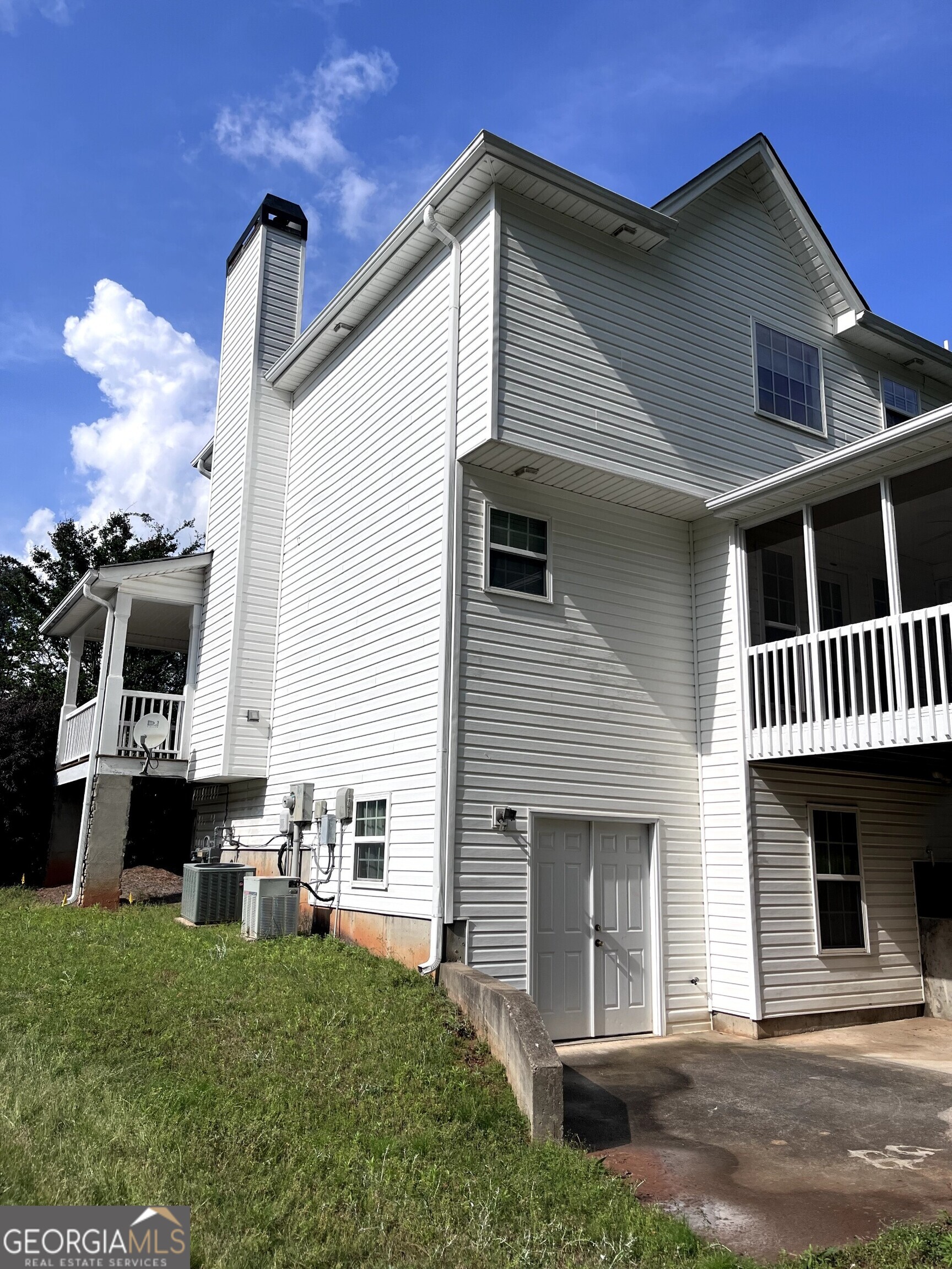 Douglasville, Georgia 30134, United States, 3 Bedrooms Bedrooms, ,3 BathroomsBathrooms,Residential,Active,132234