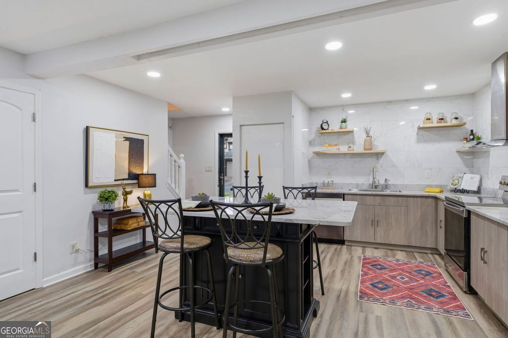 Photo of 5005 Gardenia Circle, Marietta, GA 30068 (MLS # 10784870)