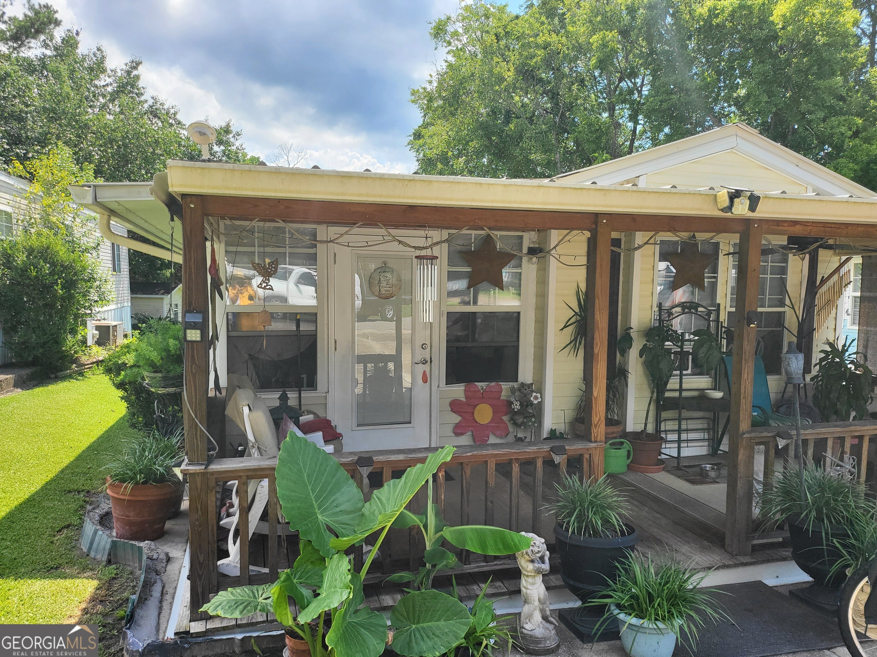 197 Whispering Pines BLVD