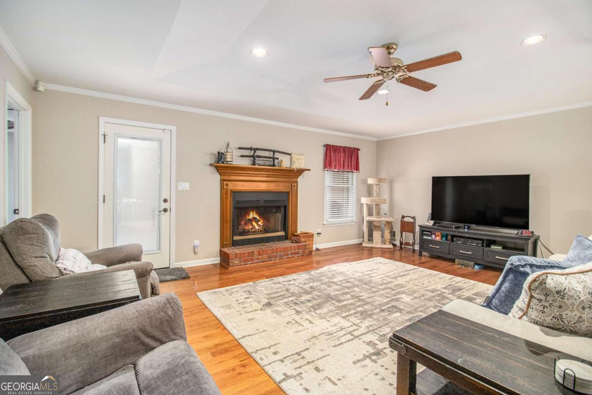 469 Kimberly CT