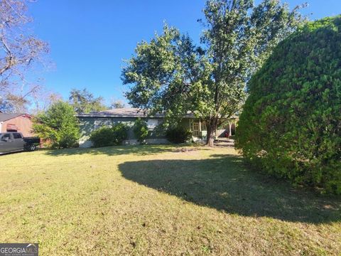2792 Skyline DR Macon GA 31211