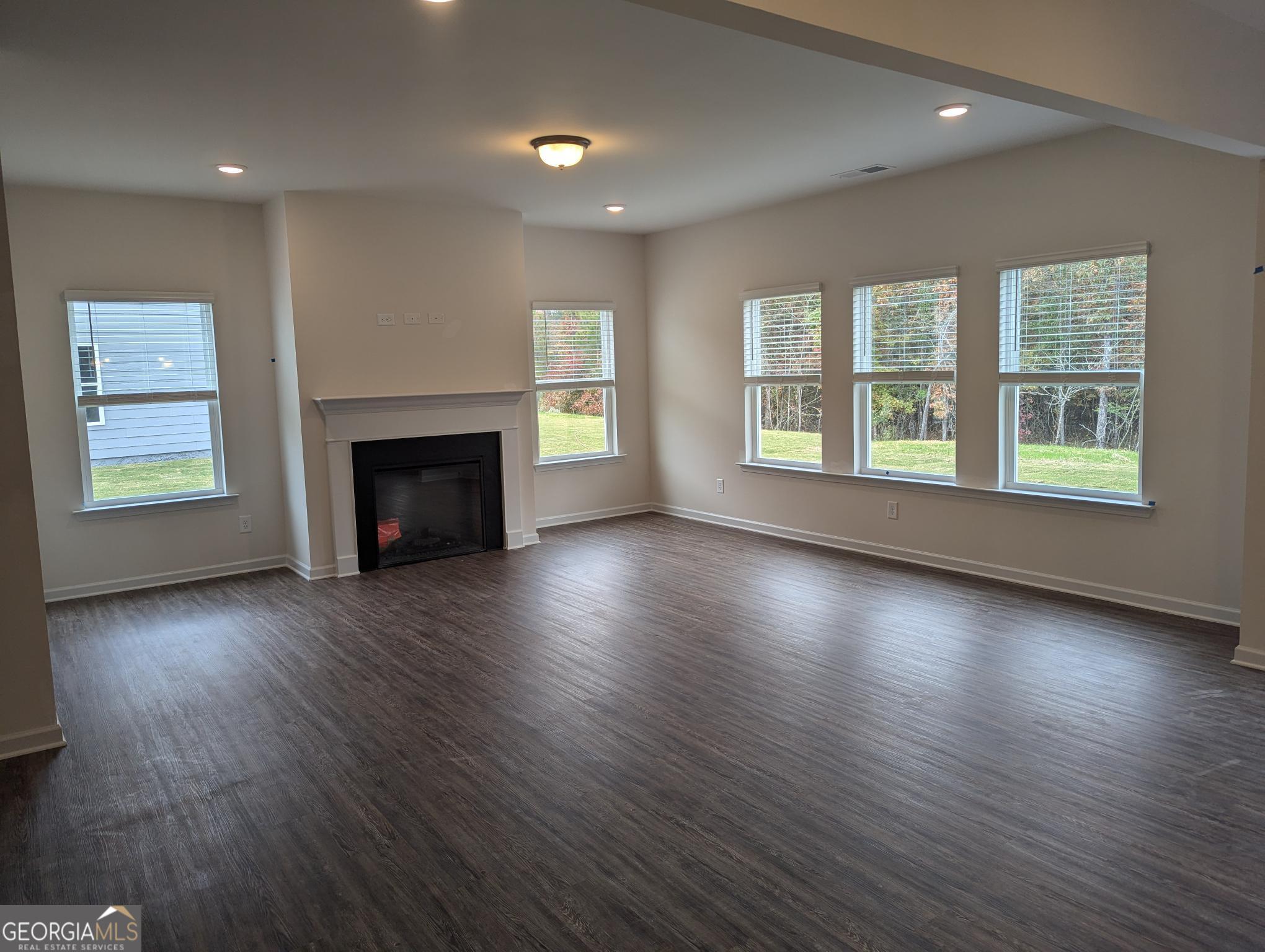 14 Mossy Oaks LN NE