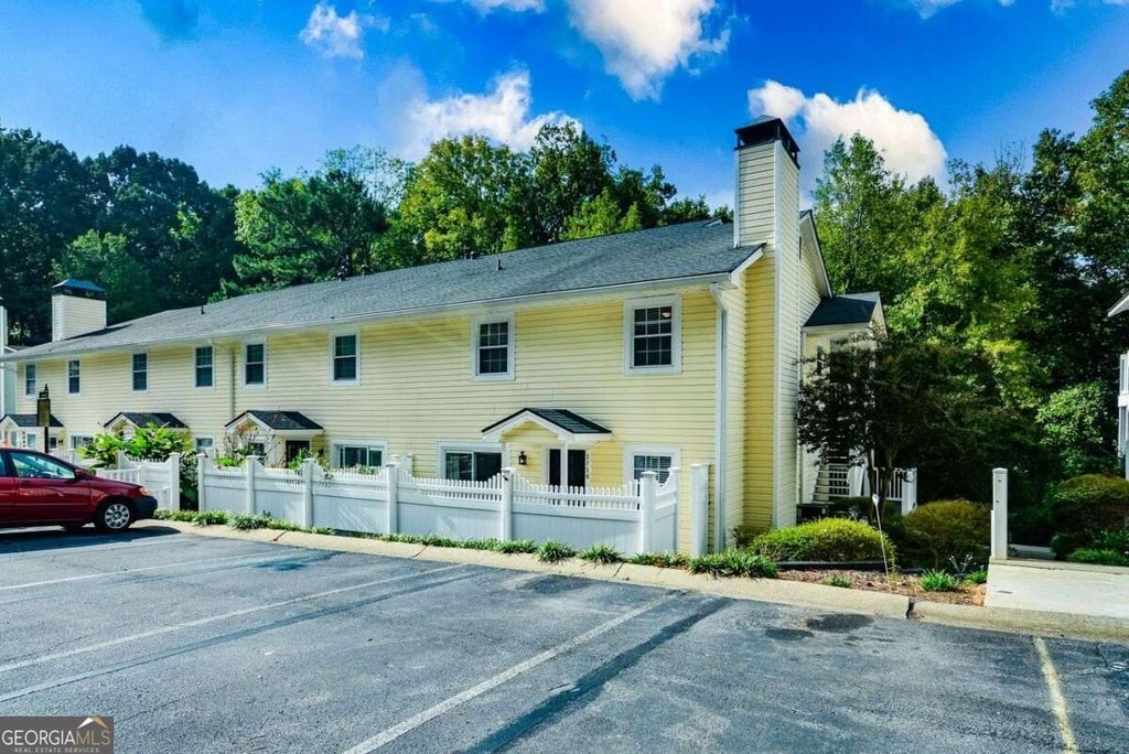Photo of 2718 Suwanee Way SE, Marietta, GA 30067 (MLS # 10867420)