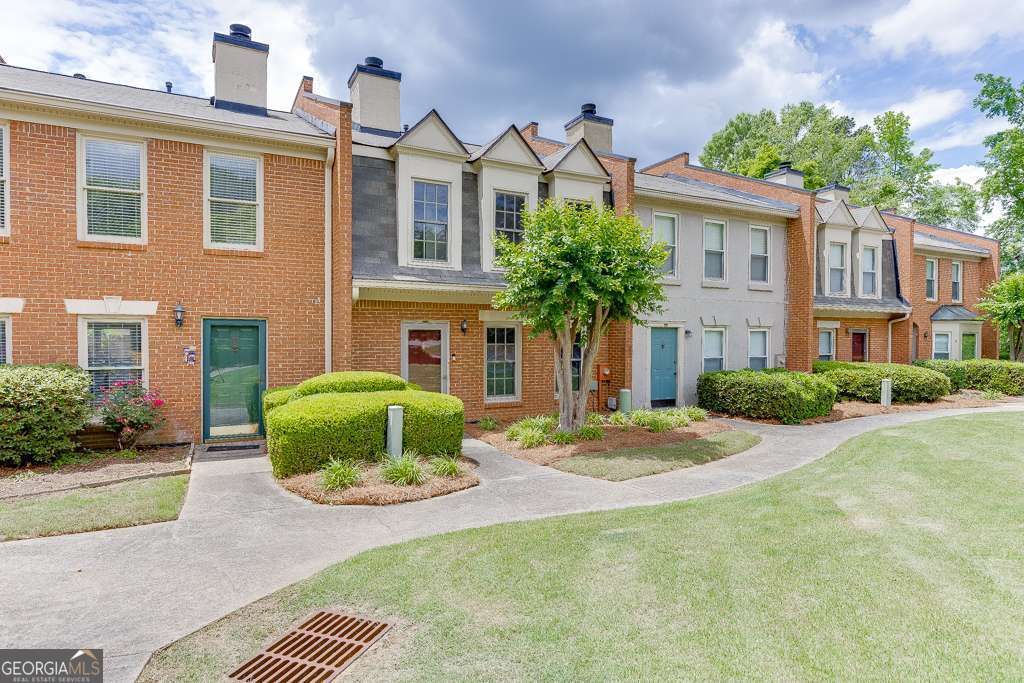 Photo of 4125 Islington Way, Duluth, GA 30096 (MLS # 10700828)