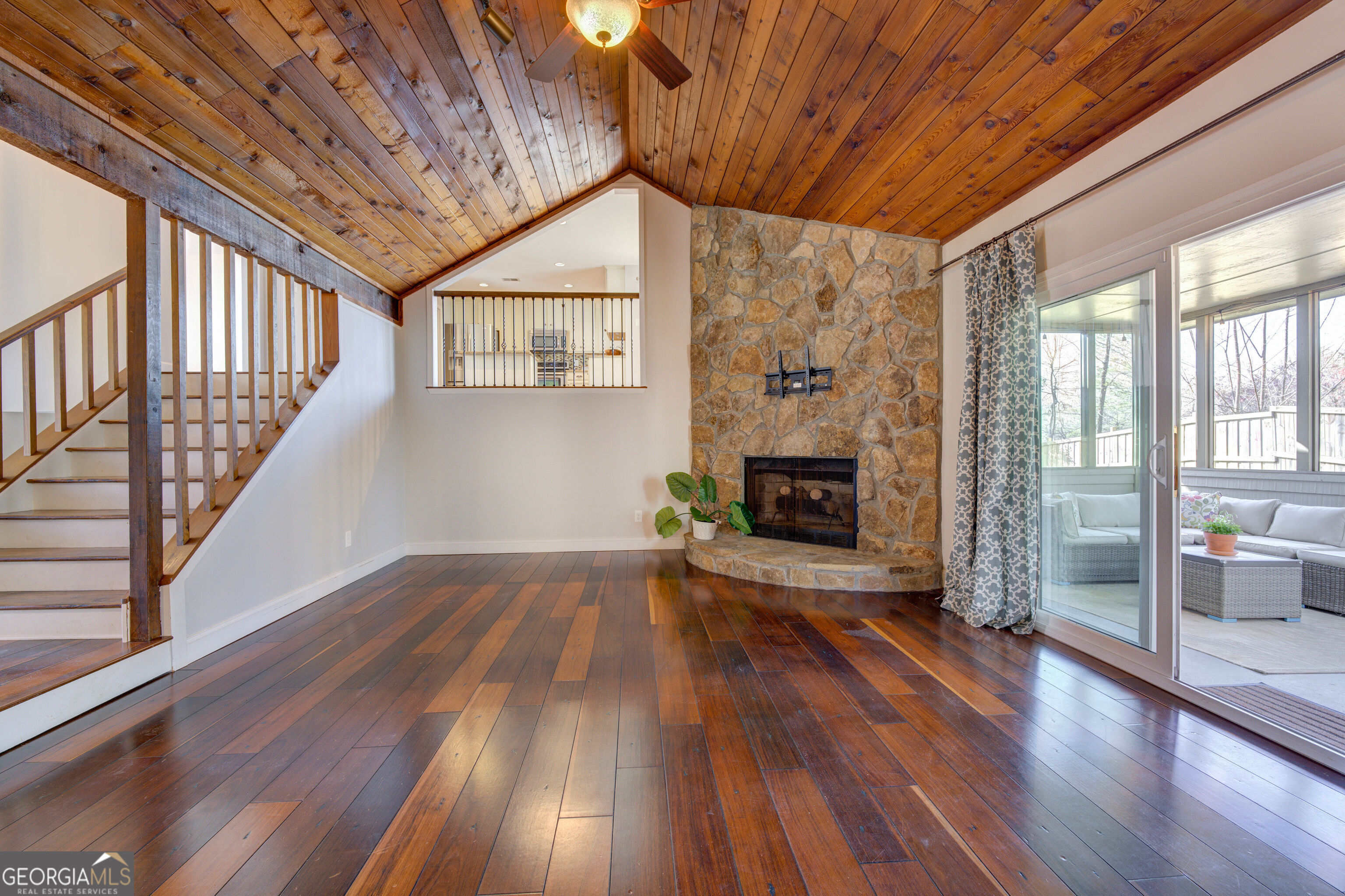 Chimney Springs - Residential