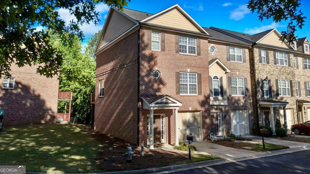 Photo of 1885 Appaloosa Run Trail, Buford, GA 30519 (MLS # 10765891)