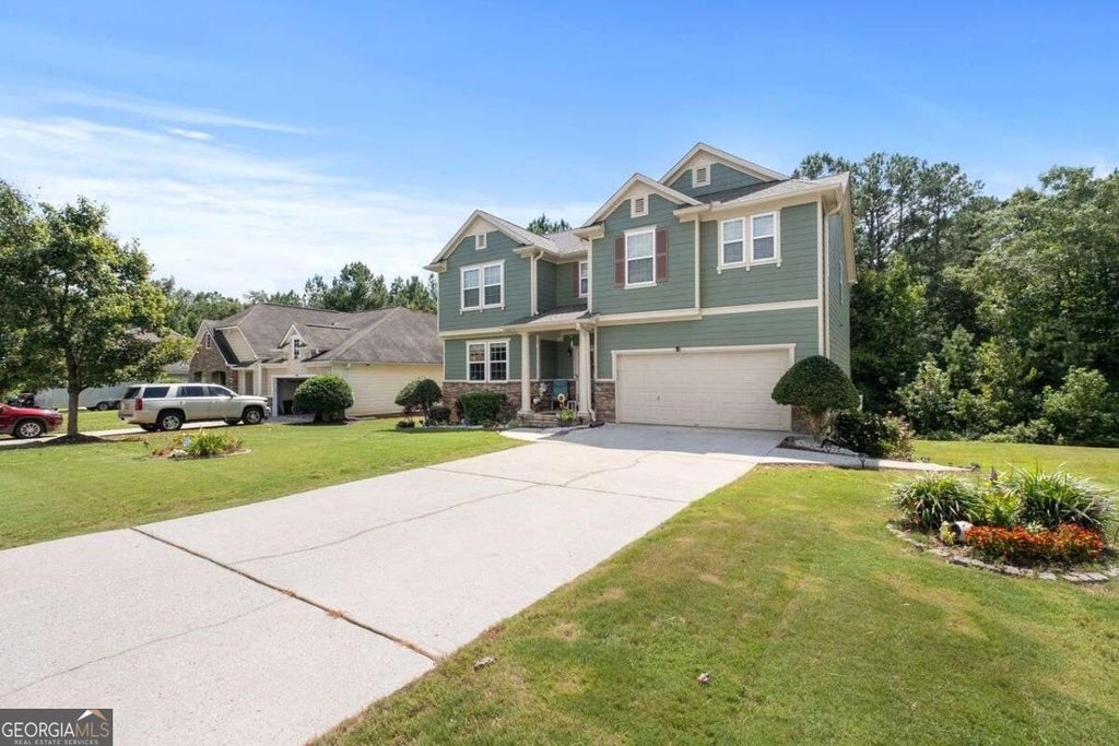 Photo of 2935 Edgewater ST, Atlanta, GA 30331 (MLS # 10839887)