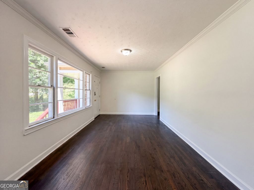 Photo of 1912 Oak Valley Road, Decatur, GA 30035 (MLS # 10771367)