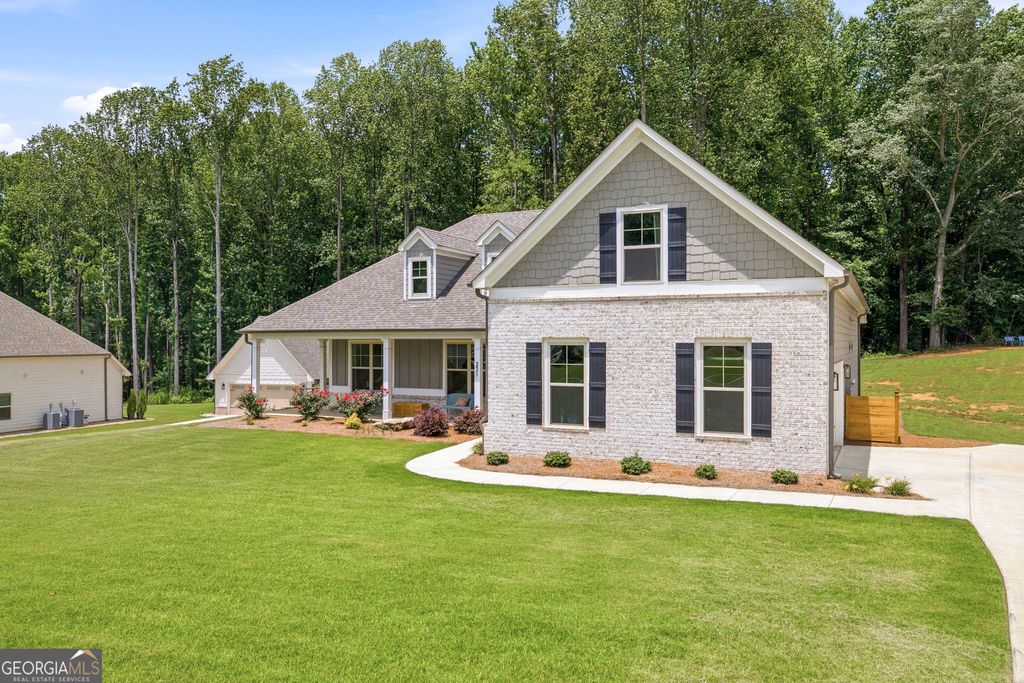 Photo of 231 Camden Loop, Jefferson, GA 30549 (MLS # 10790205)