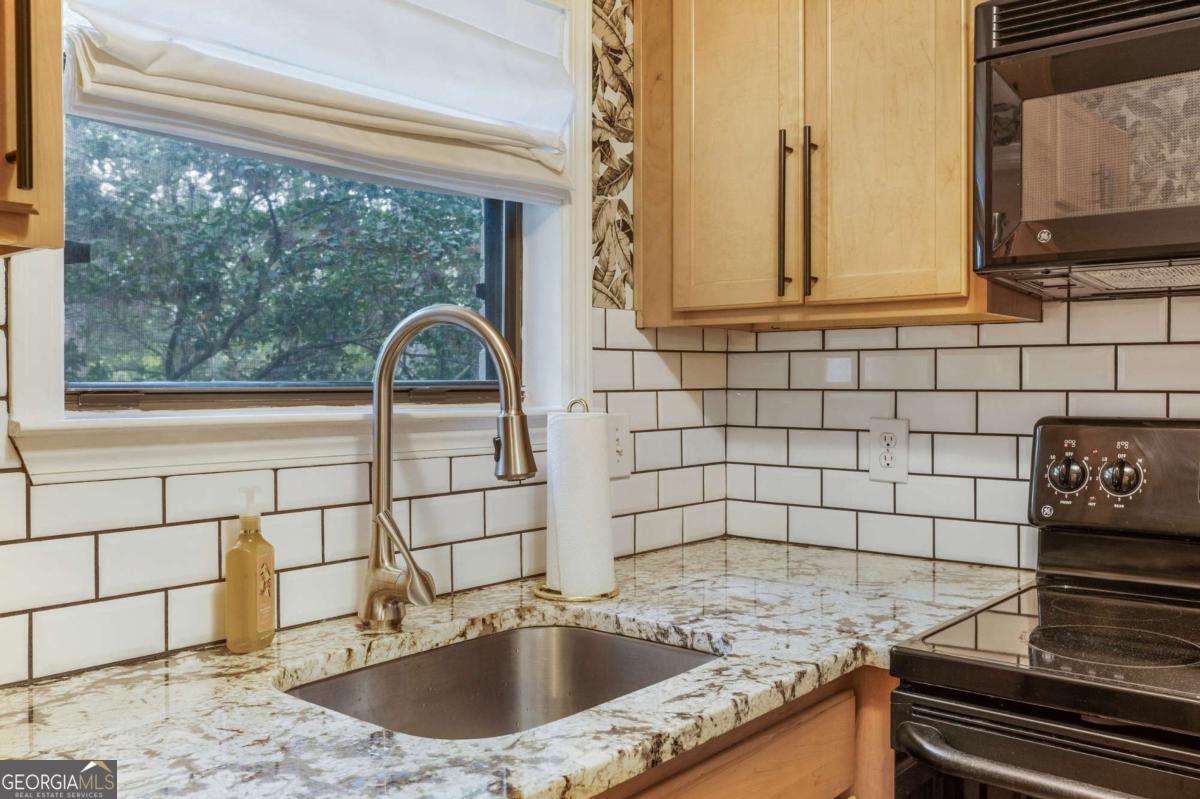 1683 Briarcliff RD NE 2