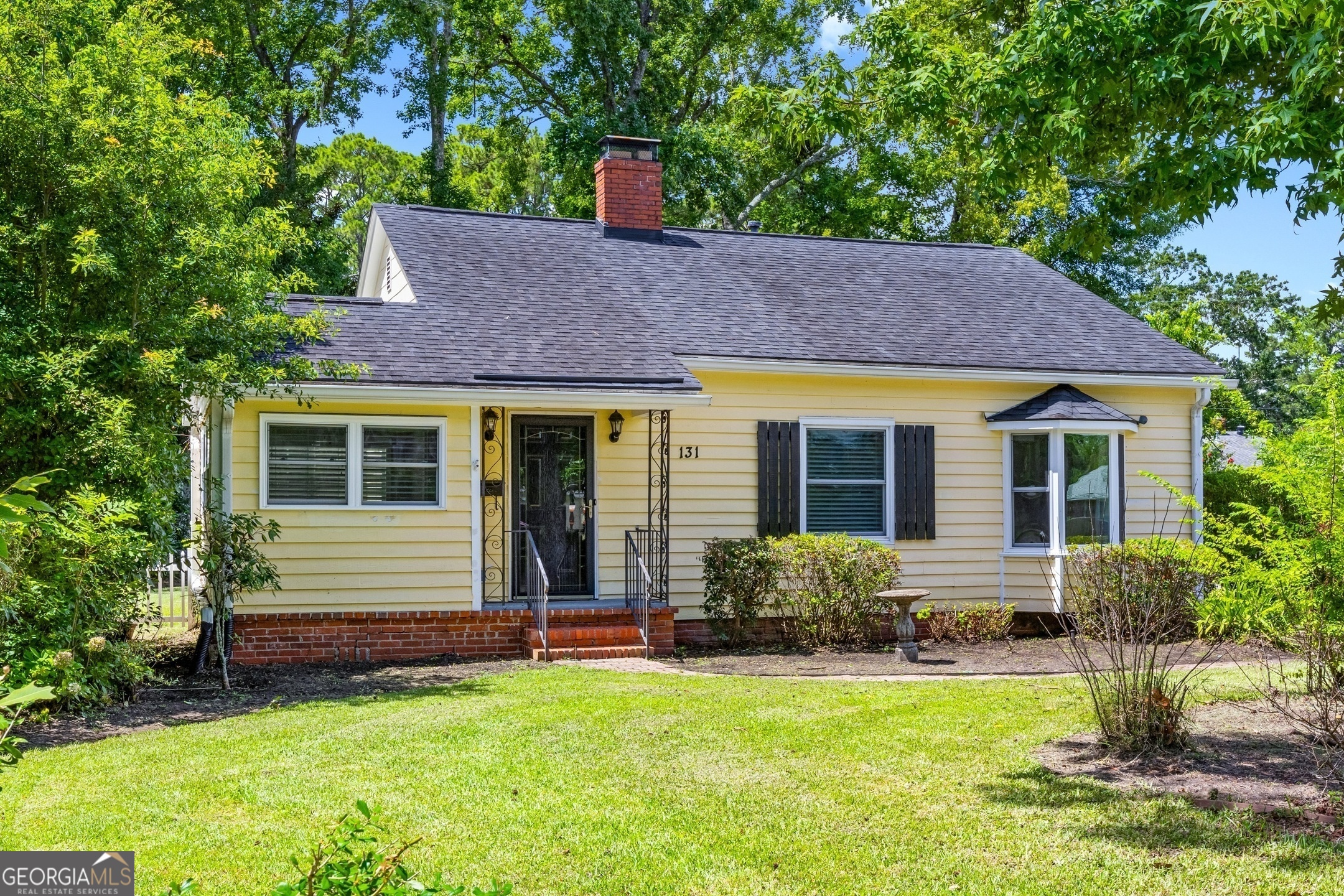 131 Columbus DR