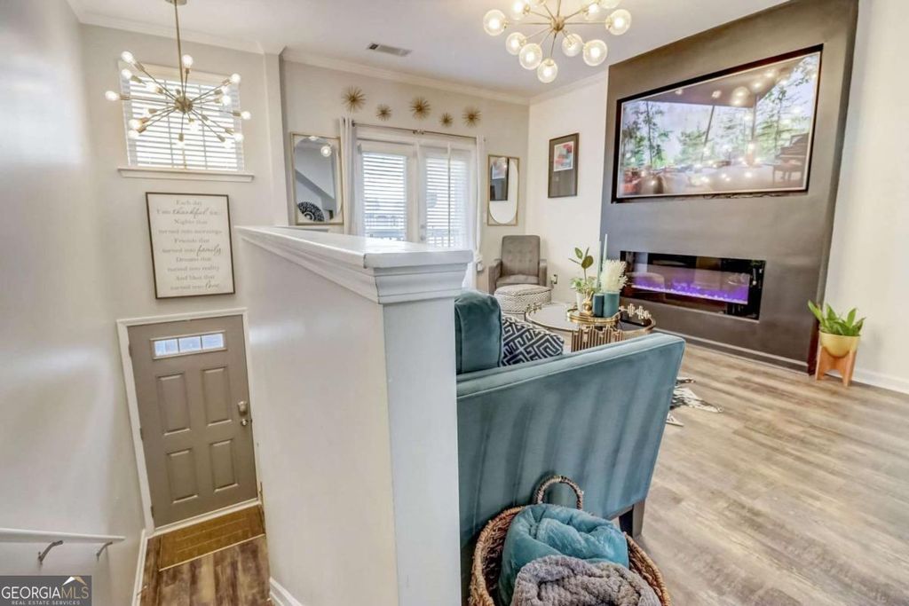 Photo of 1753 Liberty Parkway NW, Atlanta, GA 30318 (MLS # 10728962)