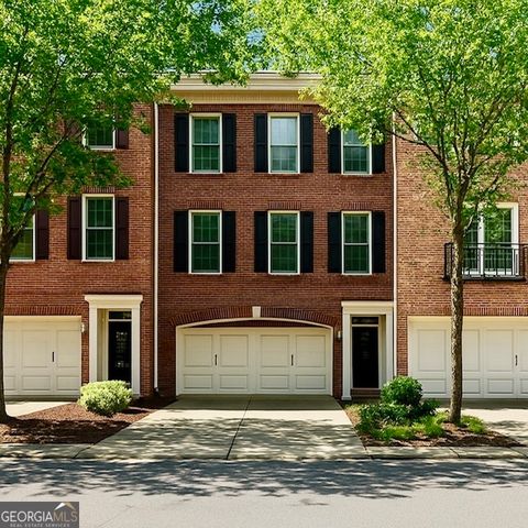 Photo of 4405 VILLAGE GREEN Drive, Roswell, GA 30075 (MLS # 10596406)