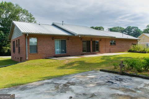 A home in Riverdale