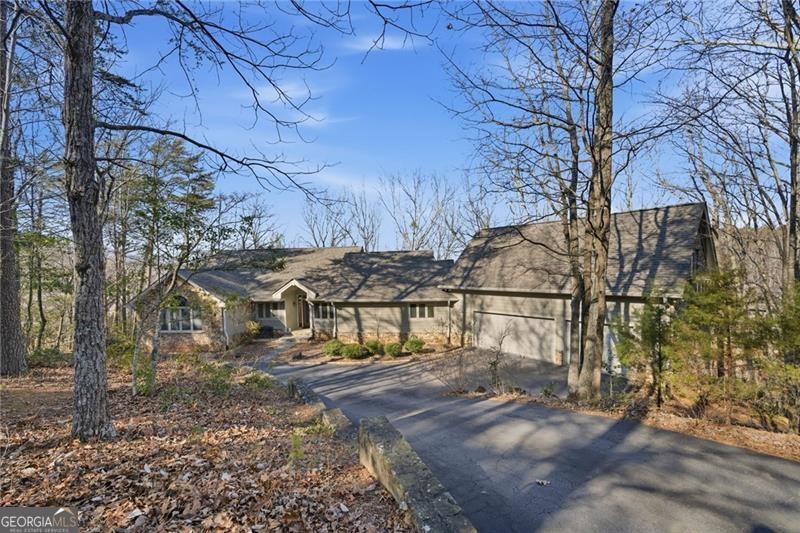 1343 McElroy Mountain DR