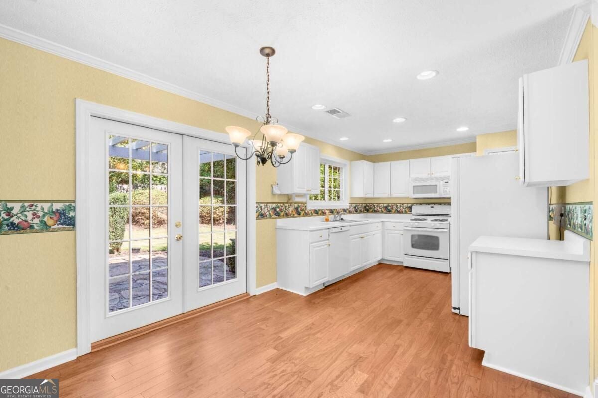 1010 Bradford DR