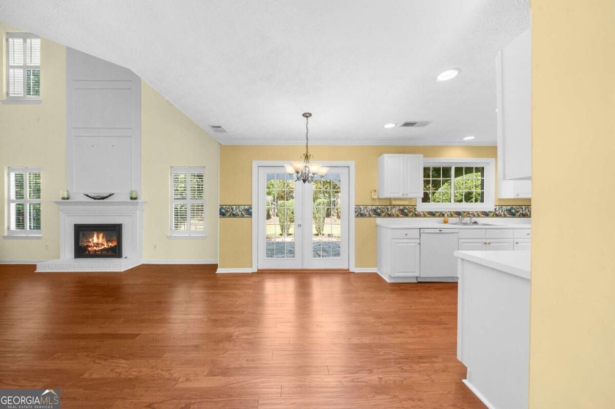 1010 Bradford DR
