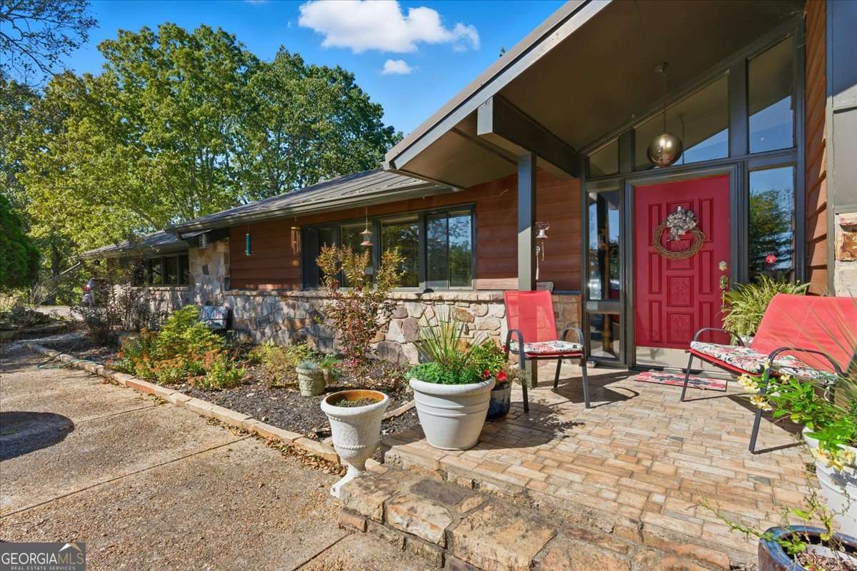 1509 High Point RD