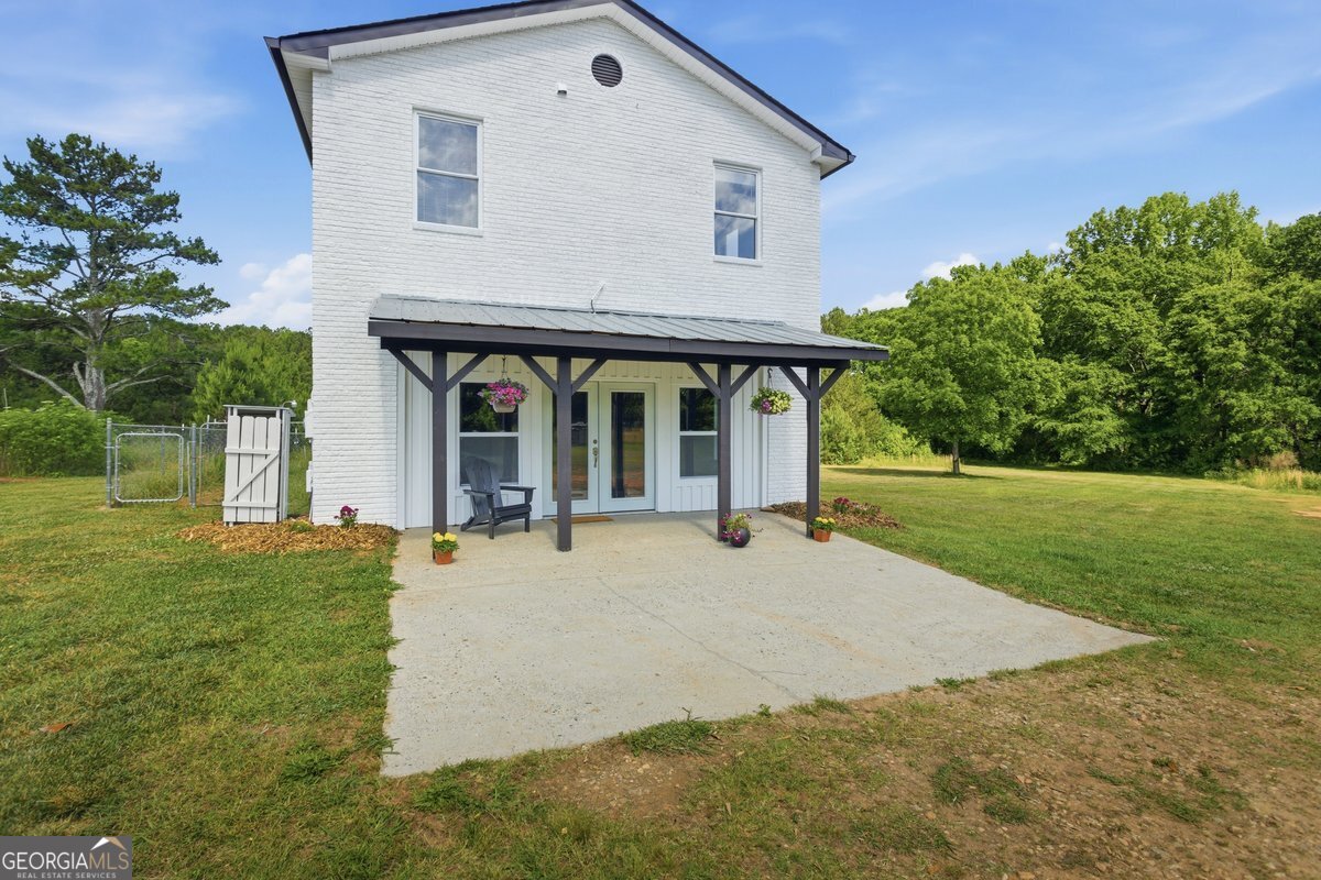 1465 Thurston Snow RD