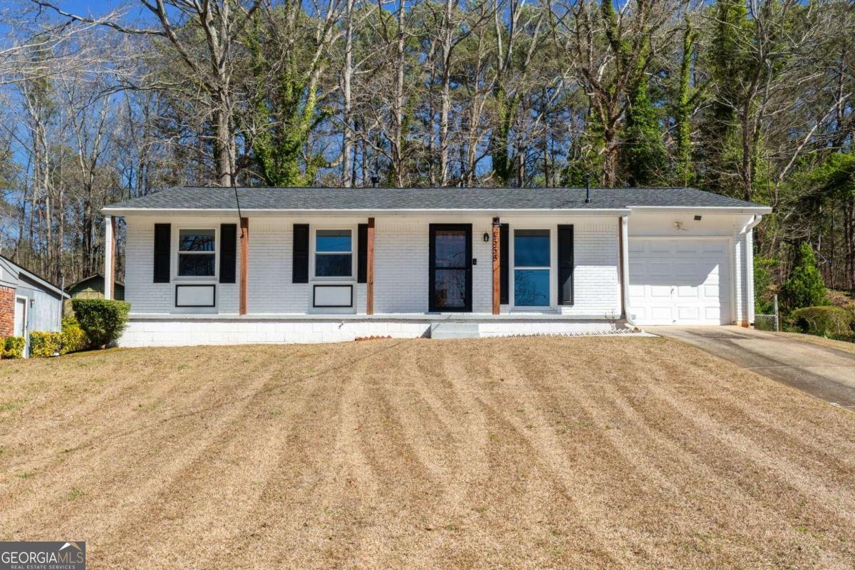 4558 Ryan RD